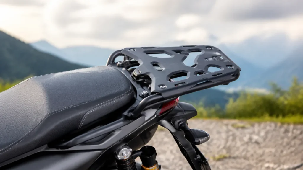 ADV160リアキャリアおすすめ6選｜耐荷重は3〜10kgで3倍差、価格順に比較のアイキャッチ画像